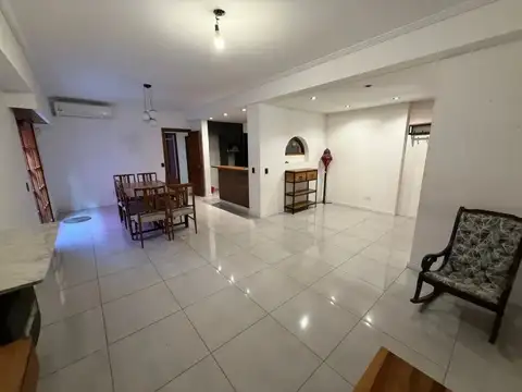 Casa en Venta en Lomas de Zamora, USD 299.000
