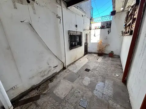 Depto Tipo Casa en Alquiler de Monoambiente