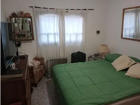 Venta PH  de 4 amb c/ cochera en Constitución