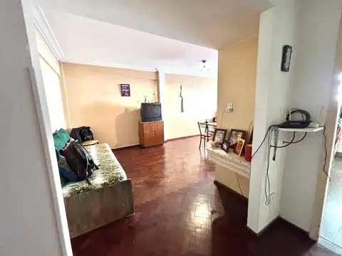 Departamento 4 ambientes con 1 baño