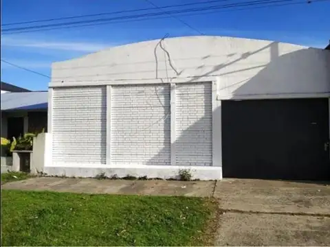 GALPON EN VENTA en La PLATA