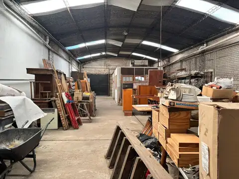 Galpon en Venta en Tolosa, USD 120.000