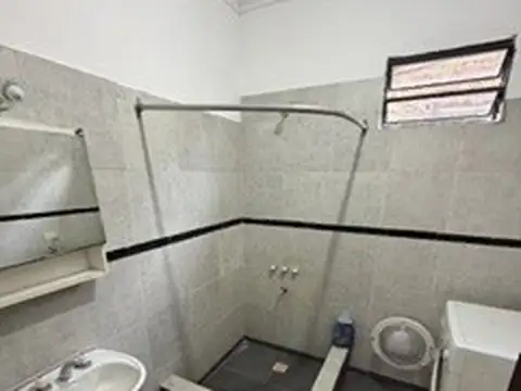 Oficina en Alquiler en Crucesita, $ 700.000