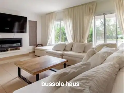 Casa en Venta en Valle Claro, USD 340.000