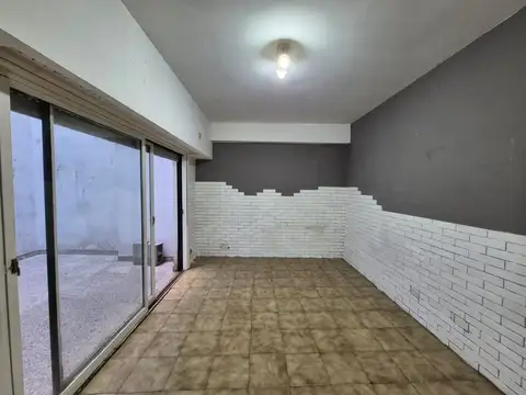 VTA PH MONOAMBIENTE PATIO BAJAS EXPENSAS APTO CRED