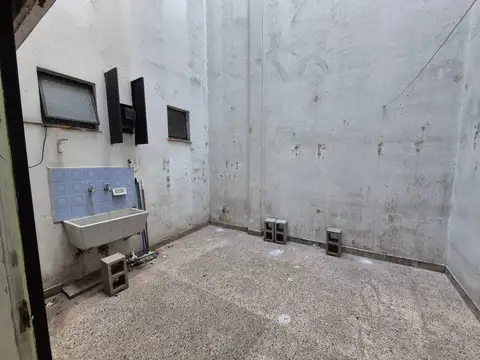 Depto Tipo Casa en Venta 49 años