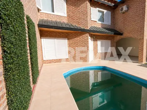 Casa en Venta en Neuquen, USD 380.000