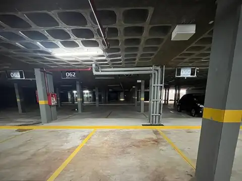 Venta Cochera en Paseo del molino