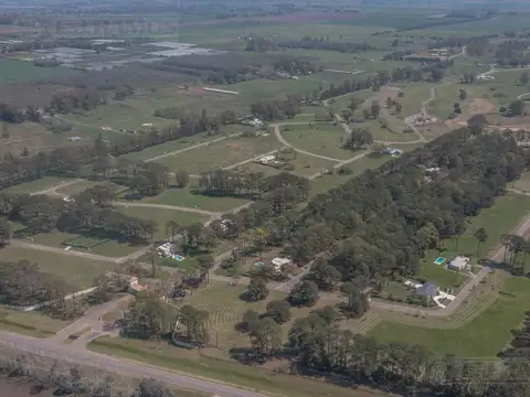 Terreno en Venta en Los Pinares Country Club, USD 96.427