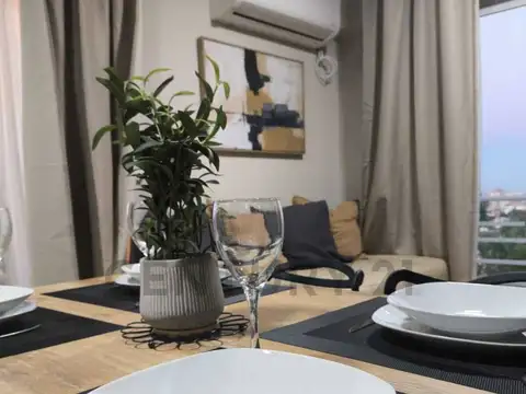 Departamento en Alquiler con 1 cocheras