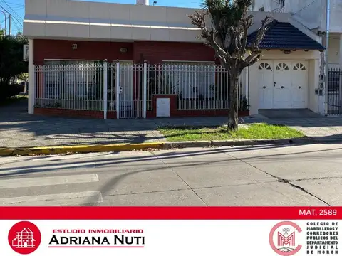 Casa estilo americano en Villa Luzuriaga