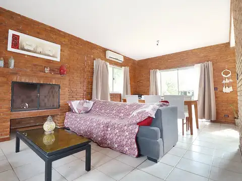 Casa 5 ambientes con 5 baños