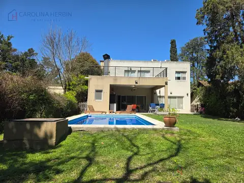 Casa en  alquiler temporario en barrio cerrado Villa Flaubert