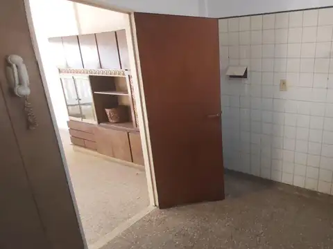 Depto Tipo Casa en Alquiler en Flores, $ 750.000