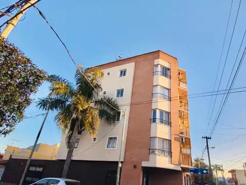 25 De Mayo 100