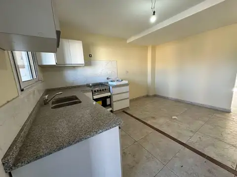 Departamento en Venta en Villa Gobernador Udaondo, USD 75.000