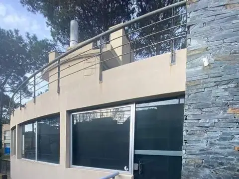 Local en Venta en Carilo, USD 721.000