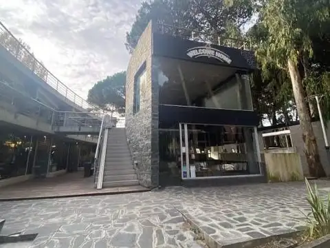 Local Comercial en venta - 4 Ambientes 3 Baños - Cariló
