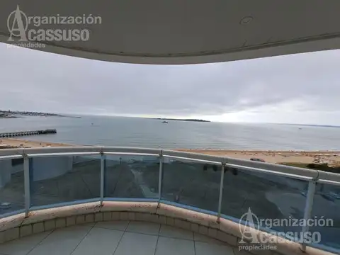 Departamento 5 ambientes con 4 baños