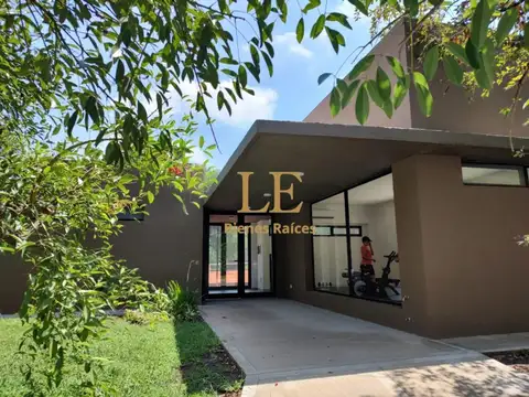 Terreno en Venta de 1018,0 m2