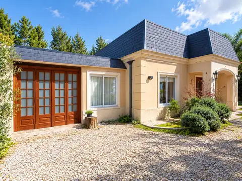 Casa en Venta en Haras Del Sur 2, USD 210.000