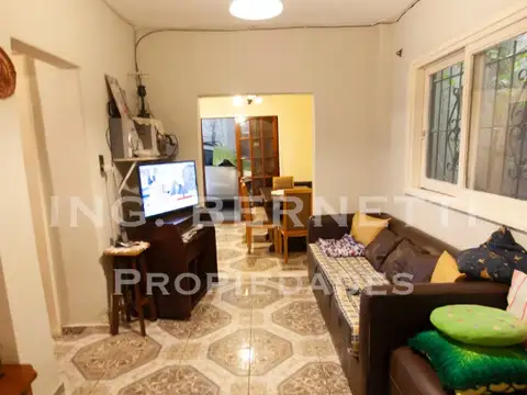 Depto Tipo Casa 3 ambientes con 1 baño
