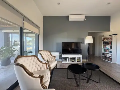 Casa en una planta 3 dorm piscina hermosas vistas en Chacras de la Reserva Cardales