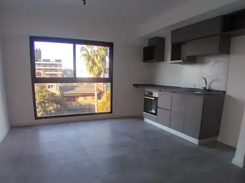 Departamento en Alquiler en Ituzaingo Norte, $ 600.000