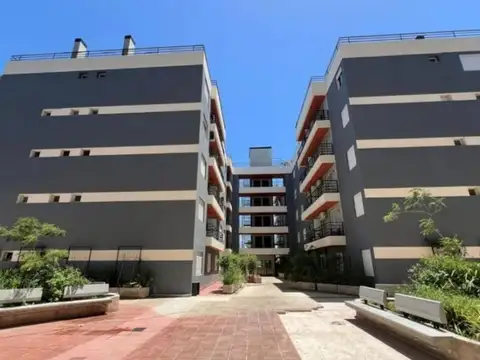 VENTA DEPTO UN DORMITORIO FRENTE A LA U.N.C.