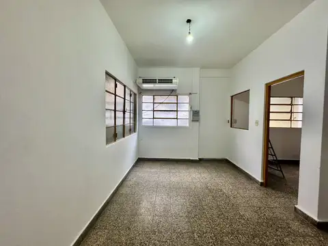 Depto Tipo Casa en Venta en Villa Lynch, USD 60.000