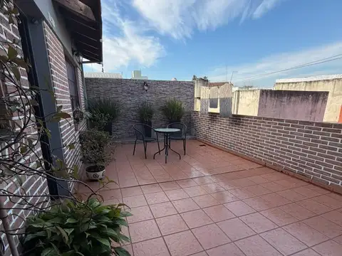 Depto Tipo Casa en Venta en Caseros, USD 120.000