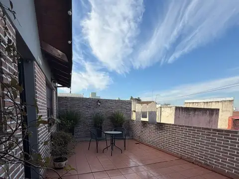 Depto Tipo Casa 3 ambientes con 1 baño