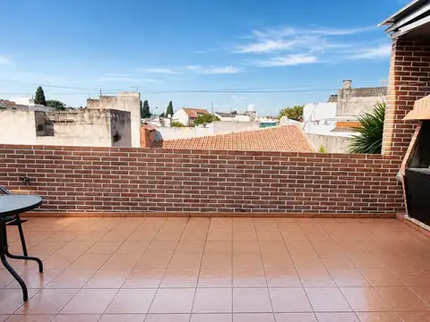 Depto Tipo Casa en Venta de 2 dormitorios
