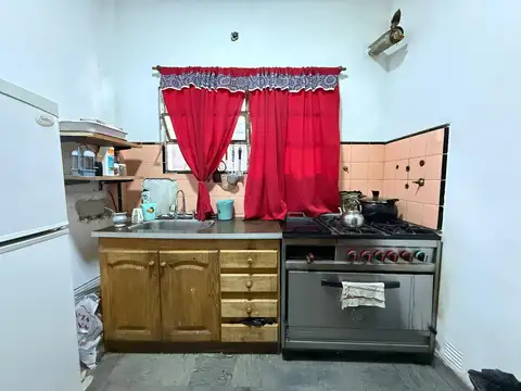 Depto Tipo Casa 4 ambientes con 1 baño
