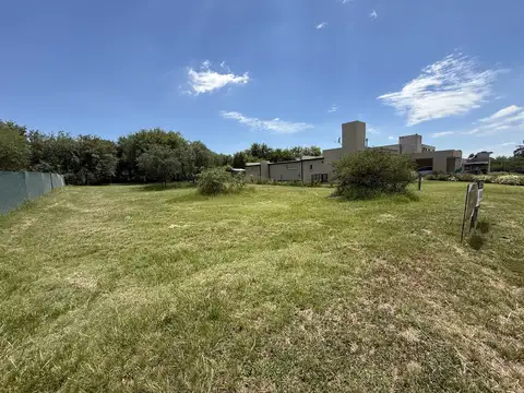 Terreno en Venta en La Cercanía, USD 70.000