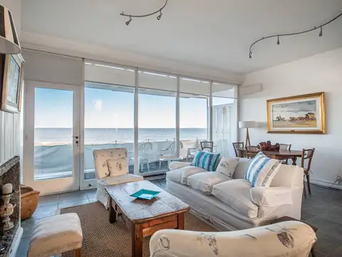 Apartamento frente al mar en Peninsula