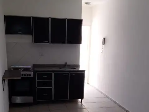 Sargento Cabral 1100, Piso 1