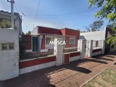 ituzaingo al 300 Moreno centro