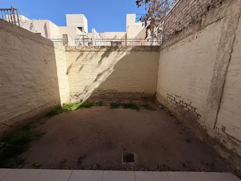 Departamento en Alquiler con 1 cocheras