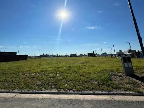 Terreno en Venta 24  mts Fondo