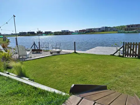 Casa en Alquiler Temporal con 1 cochera