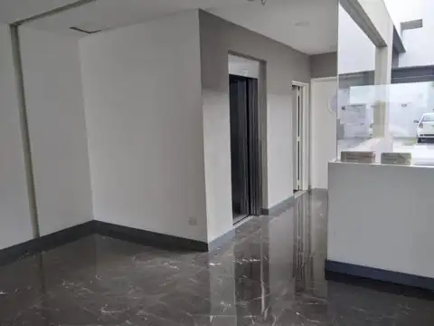 Avenida Maipu 4800, Piso 5°