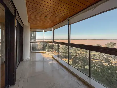 Departamento 8 ambientes con 3 baños