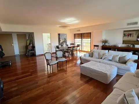 Departamento en Alquiler de 4 dormitorios