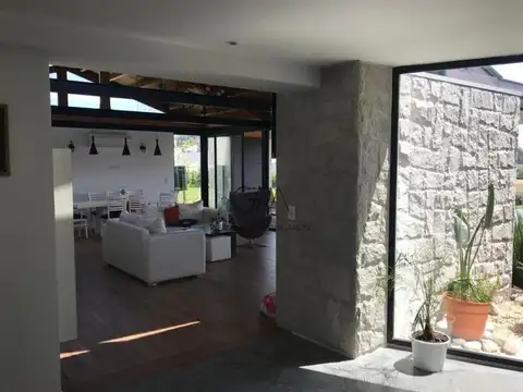 Casa en Alquiler Temporal en Arenas del Sur, USD 500