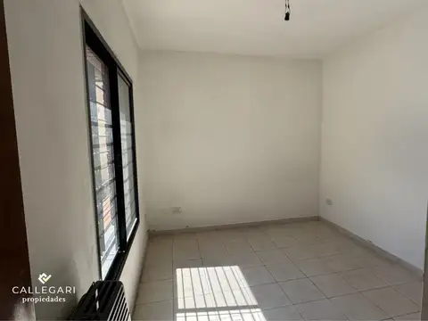 Departamento en Alquiler en Berazategui, $ 650.000