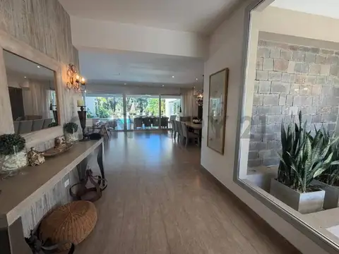Casa en venta en Pilará – Barrio La Berlina