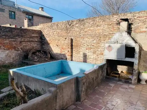 Casa 7 ambientes con 3 baños