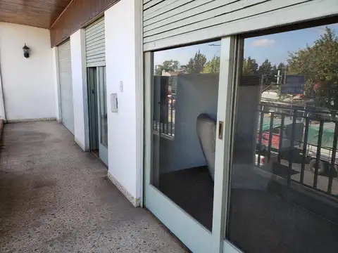 Local en Venta en Turdera, USD 290.000