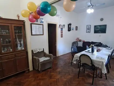 Depto Tipo Casa en Venta de 4 dormitorios